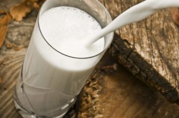 Молоко воняет коровой